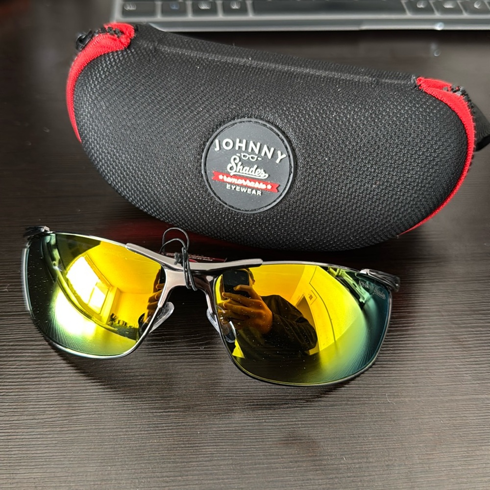 Johnny shades sunglasses (new)